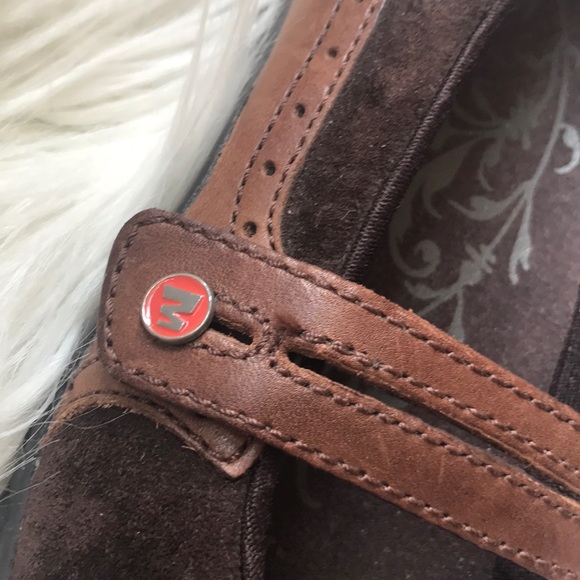 Merrell Mary Janes Brown - Picture 3 of 8